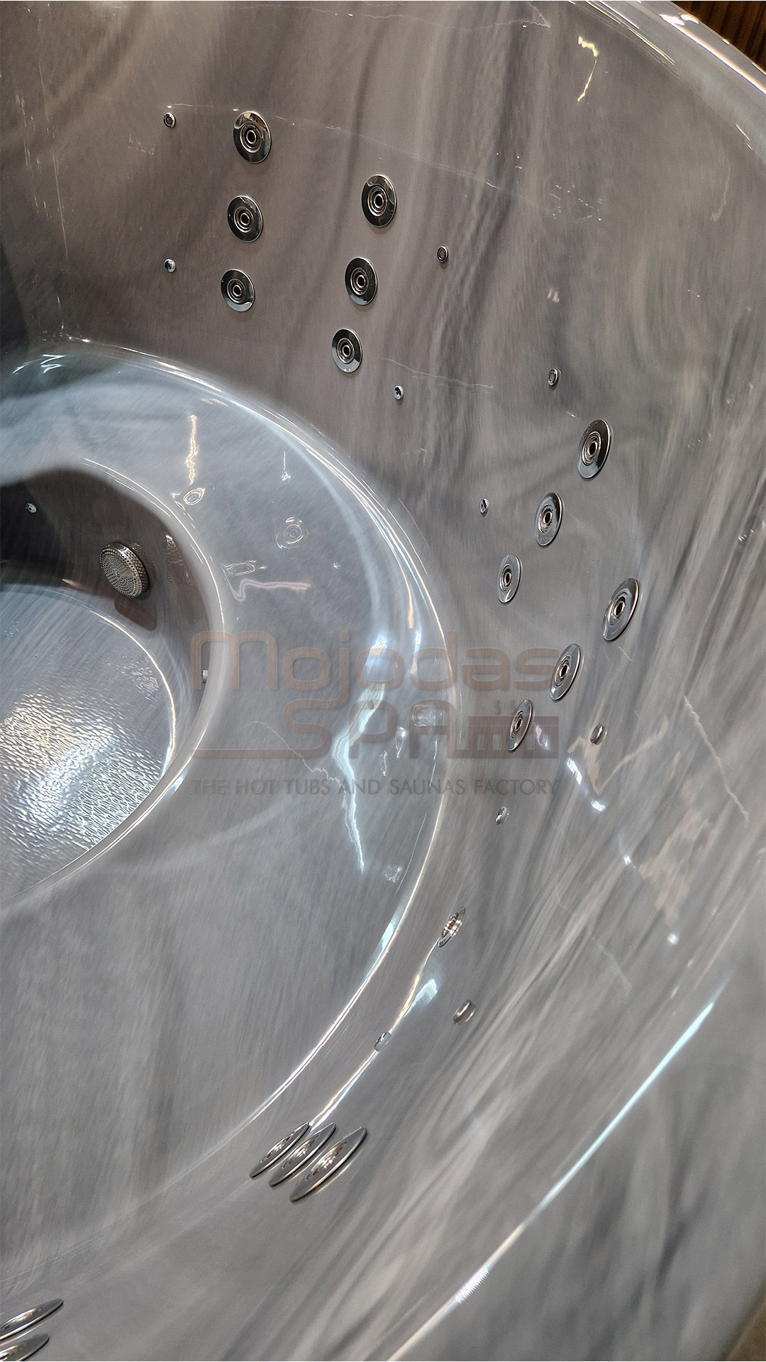 round-in-greymarble-3